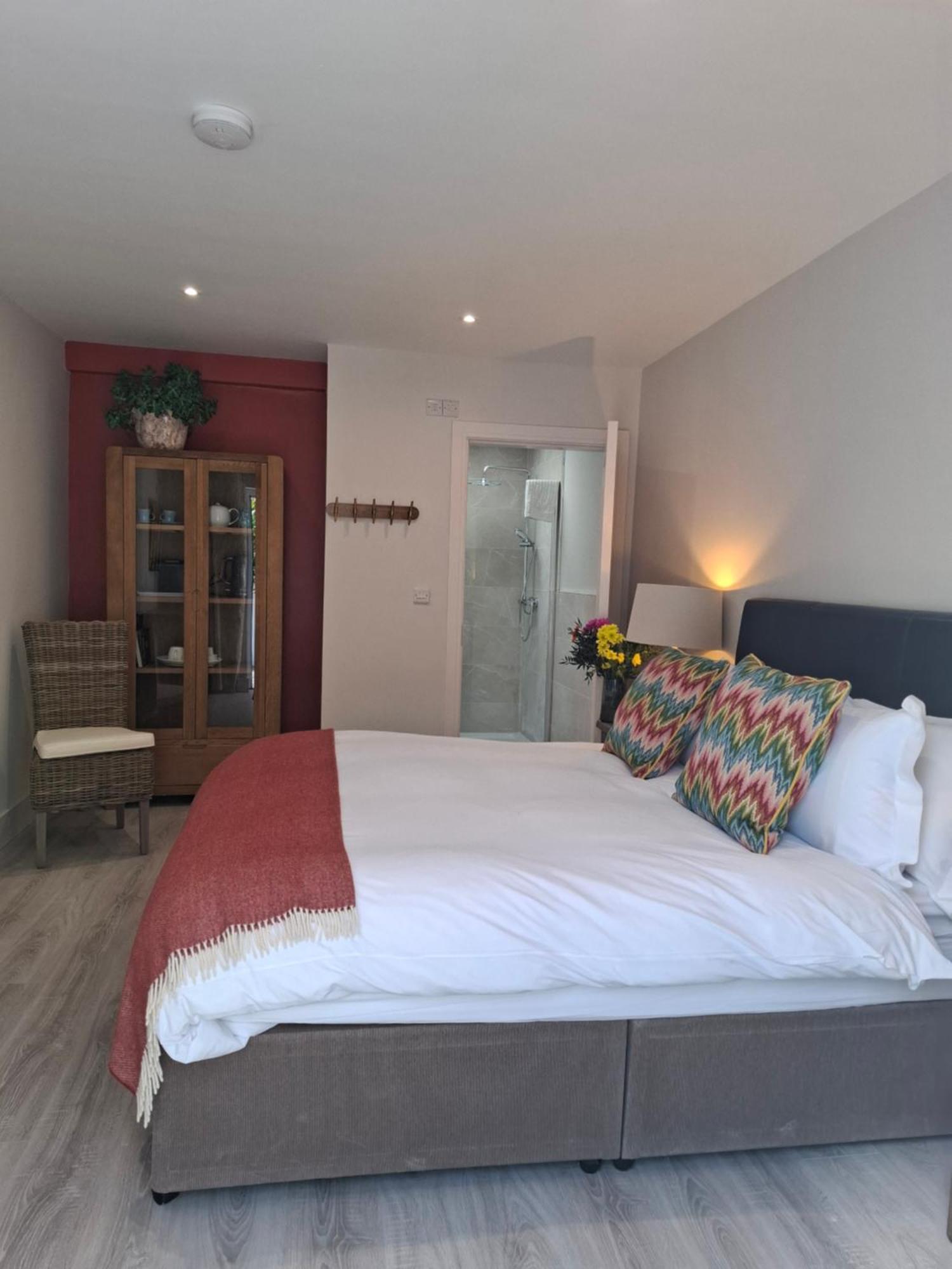 Granville House Apartments And Garden Suites 발리페라이터 외부 사진