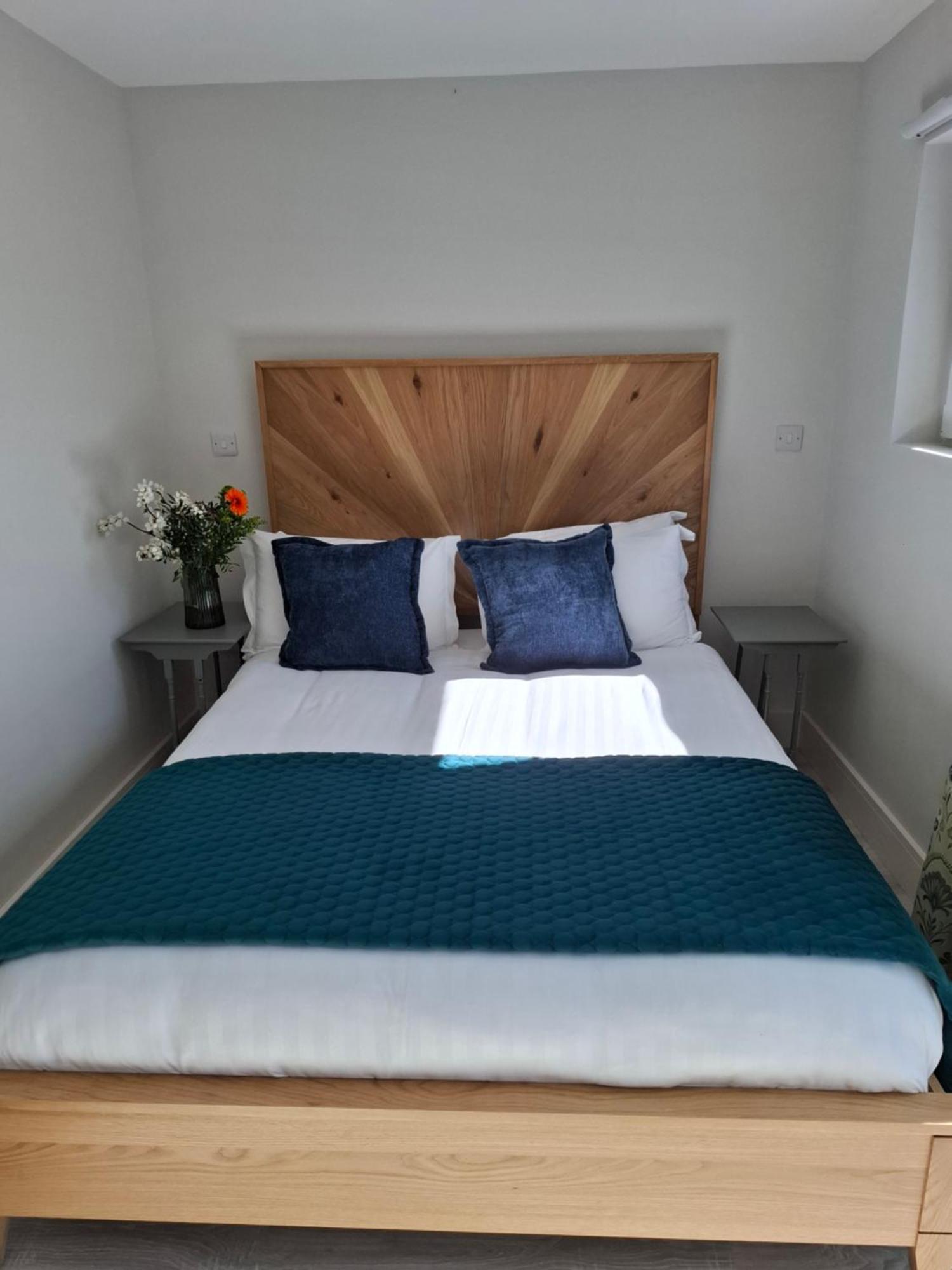 Granville House Apartments And Garden Suites 발리페라이터 외부 사진